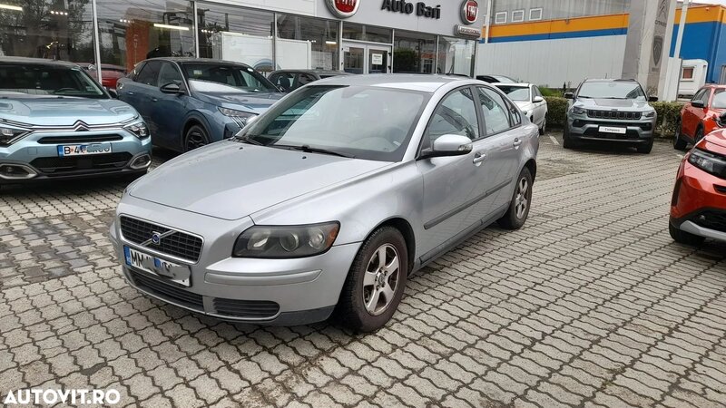 Volvo S40